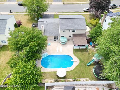 7 Stowe Lane Howell NJ 07731