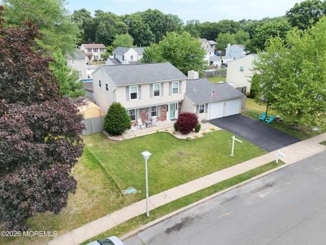 7 Stowe Lane Howell NJ 07731