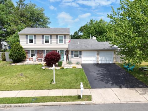 7 Stowe Lane Howell NJ 07731