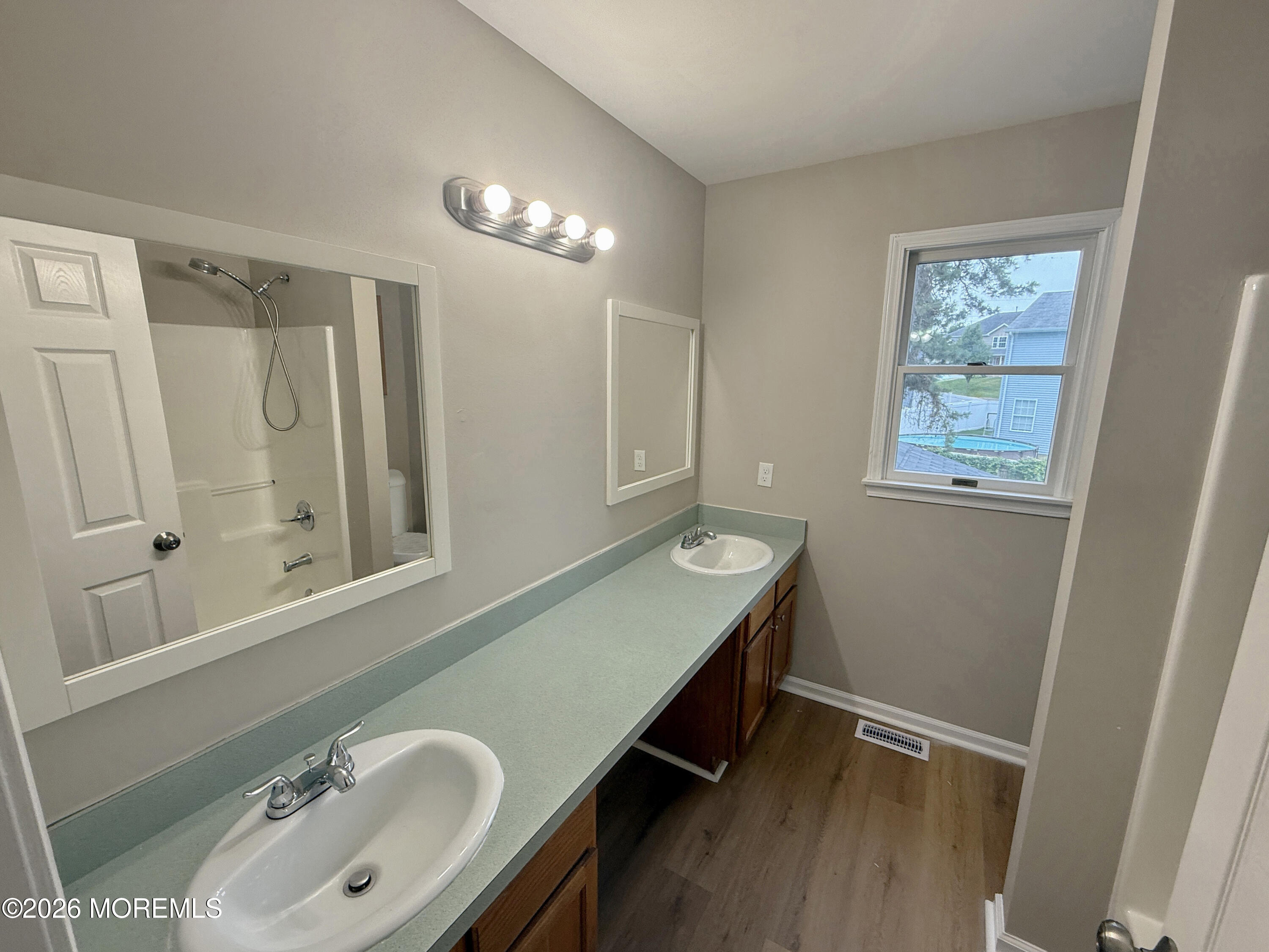 112 Lubbers Lane Manahawkin NJ 08050