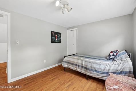 8 Parkway Place Parlin NJ 08859