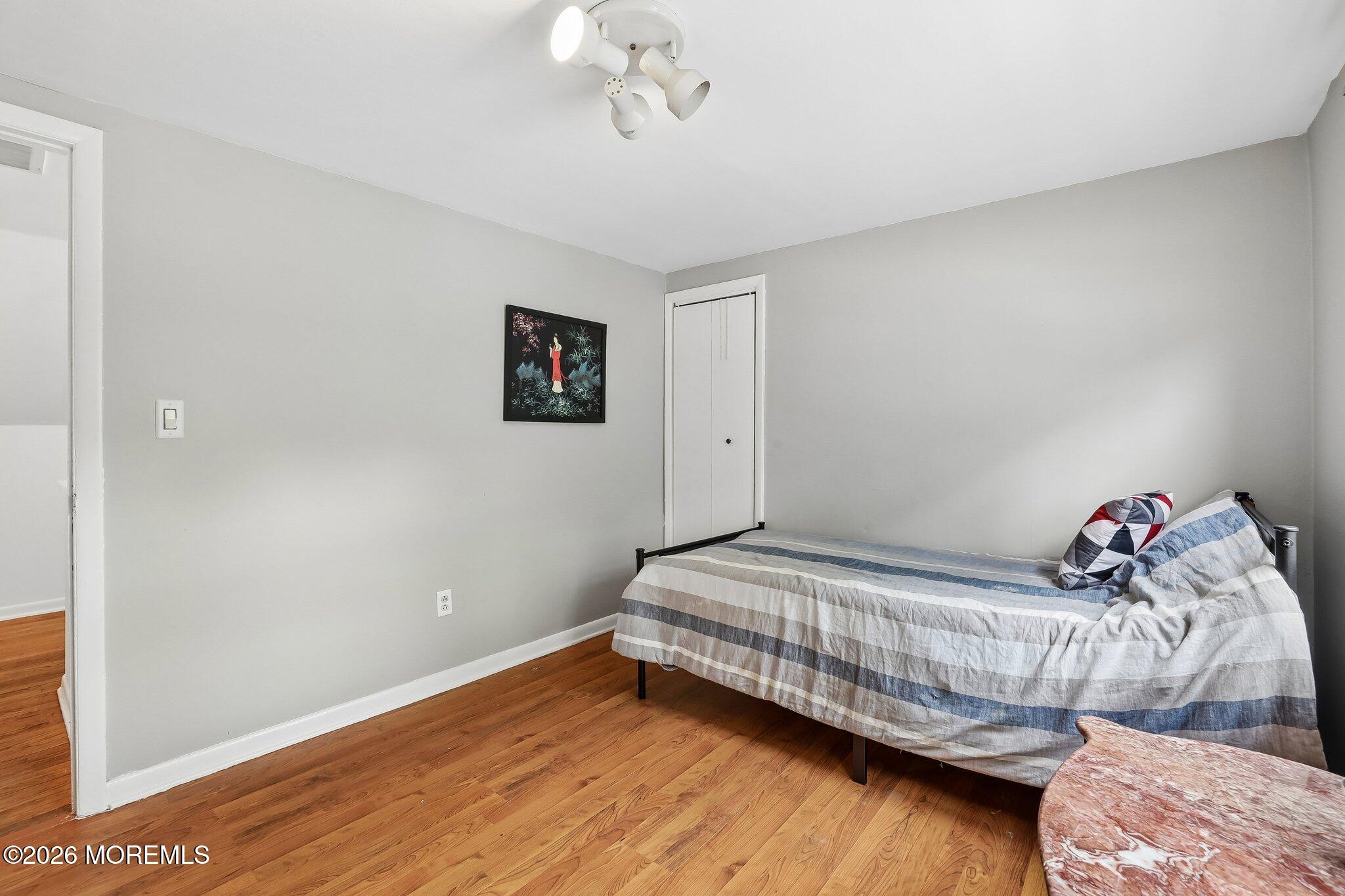 8 Parkway Place Parlin NJ 08859
