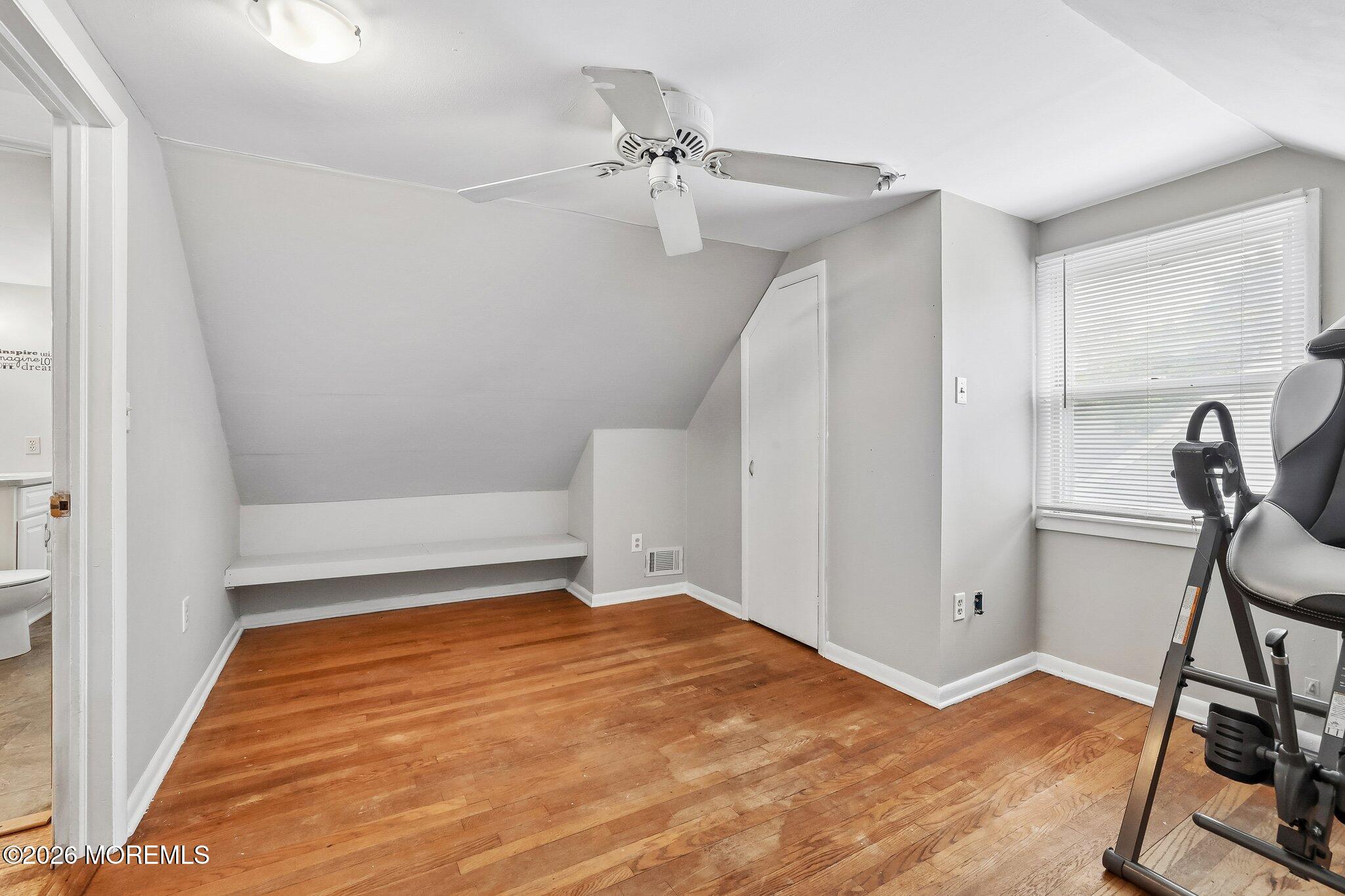 8 Parkway Place Parlin NJ 08859