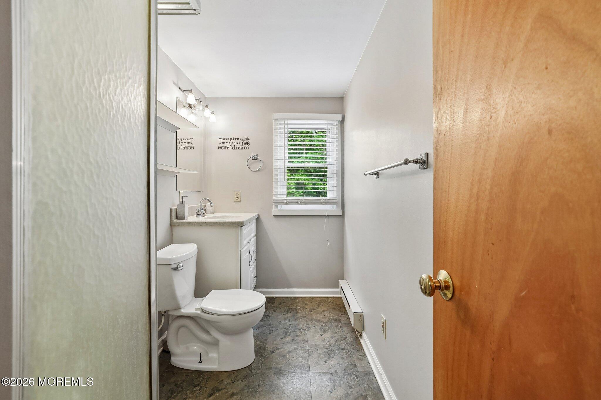 8 Parkway Place Parlin NJ 08859