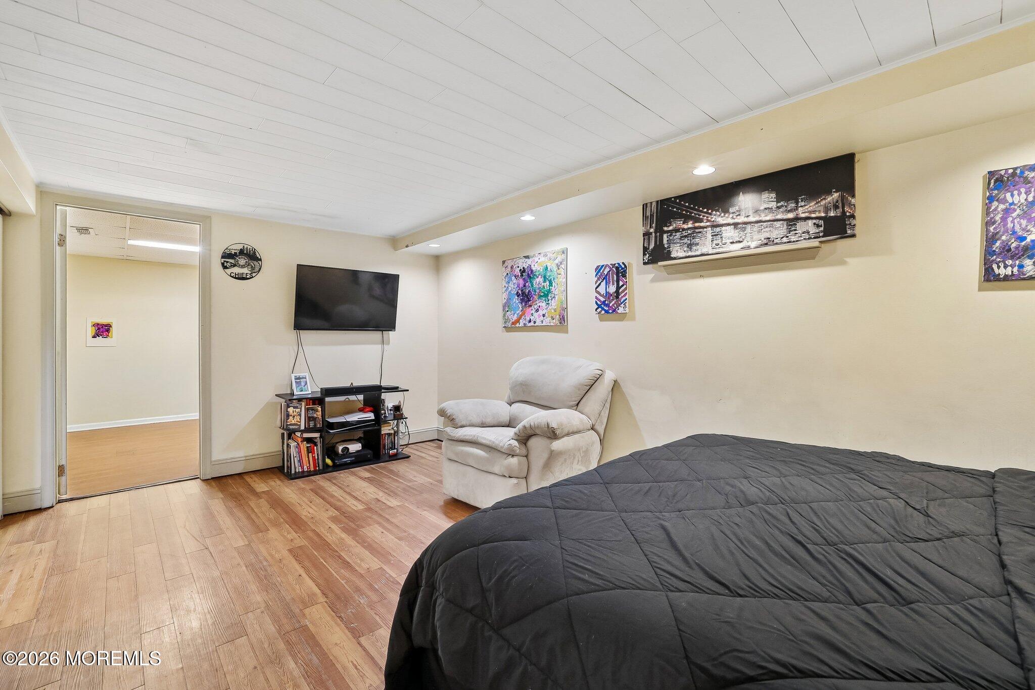 8 Parkway Place Parlin NJ 08859
