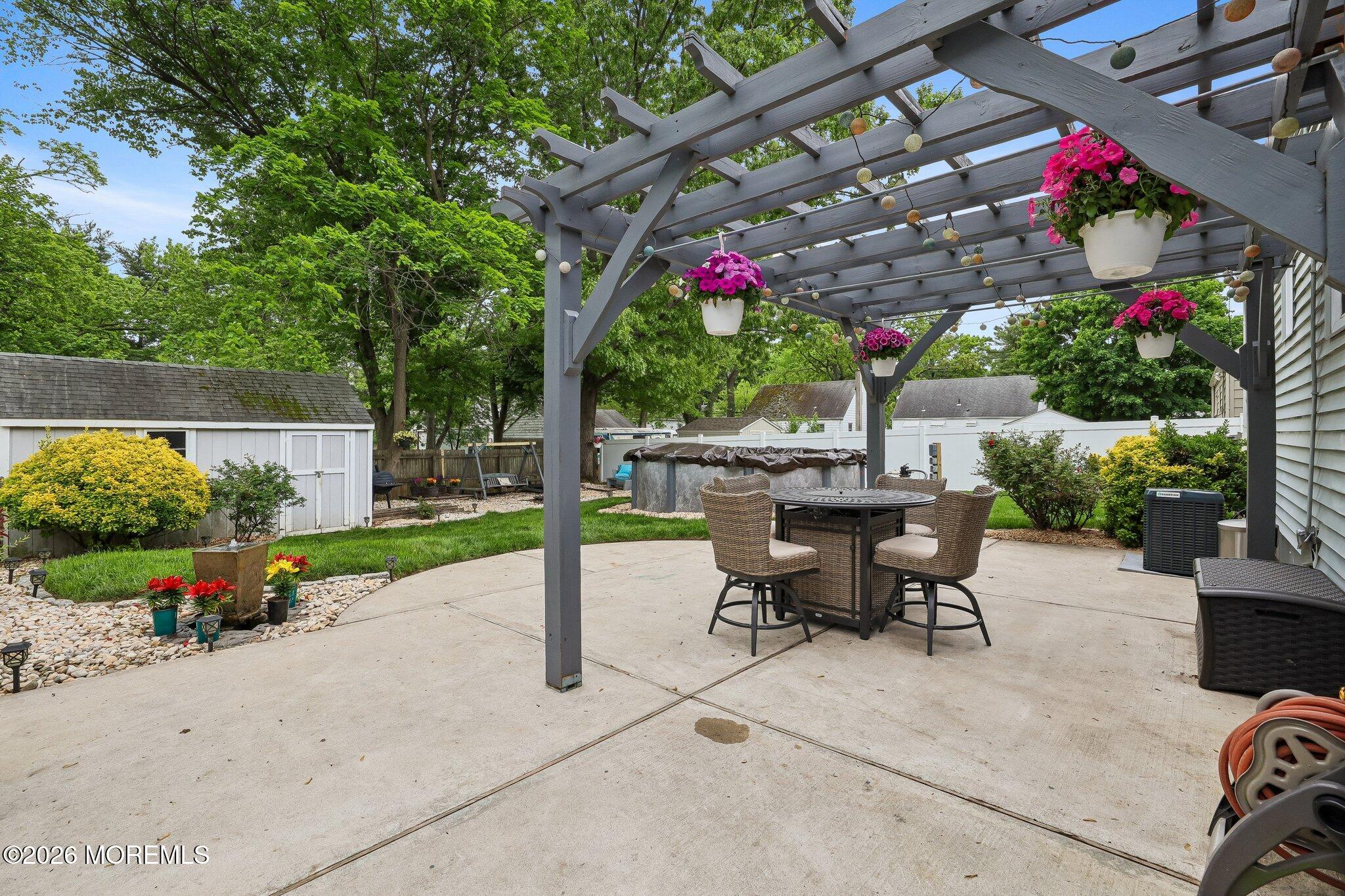 8 Parkway Place Parlin NJ 08859