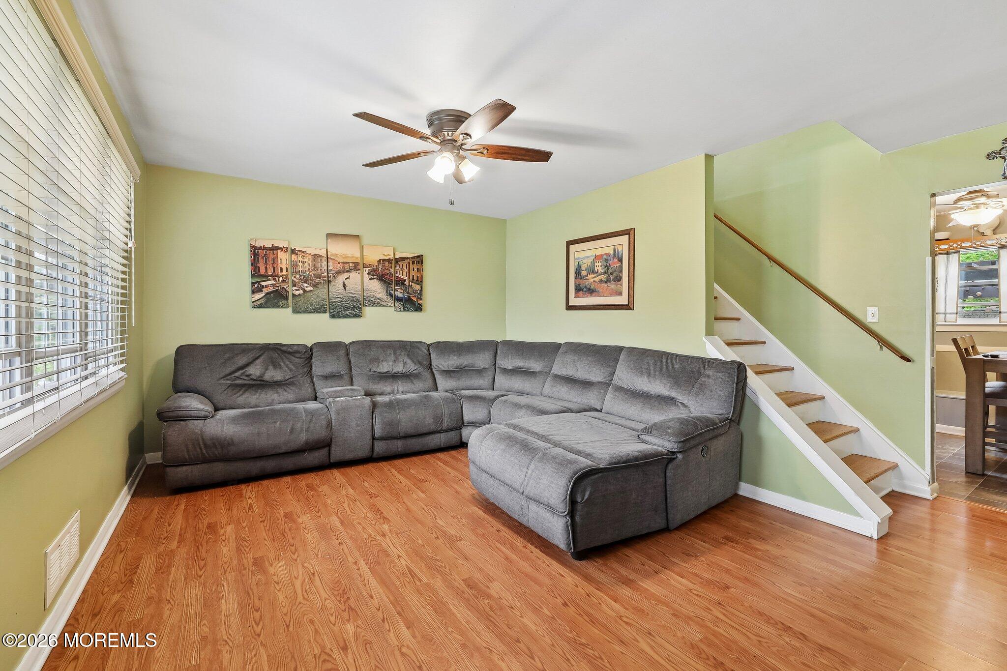 8 Parkway Place Parlin NJ 08859
