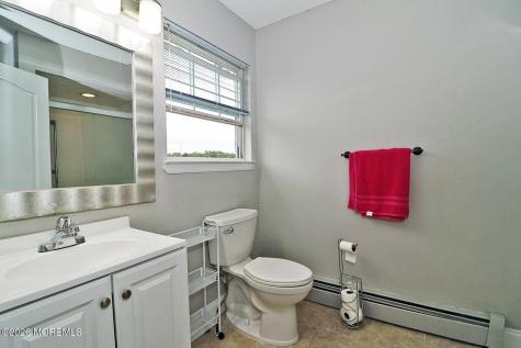7 Alton Court Toms River NJ 08757