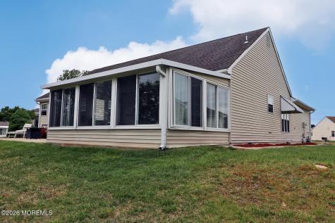 7 Alton Court Toms River NJ 08757