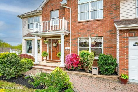 15 Alexander Court South River NJ 08882