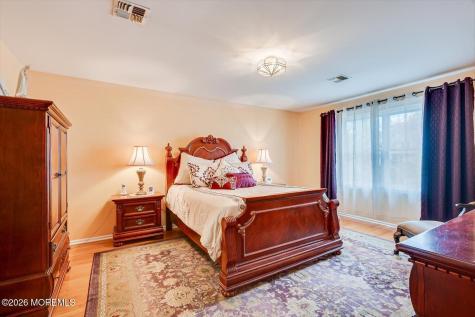 15 Alexander Court South River NJ 08882