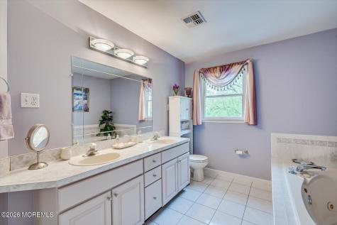 15 Alexander Court South River NJ 08882
