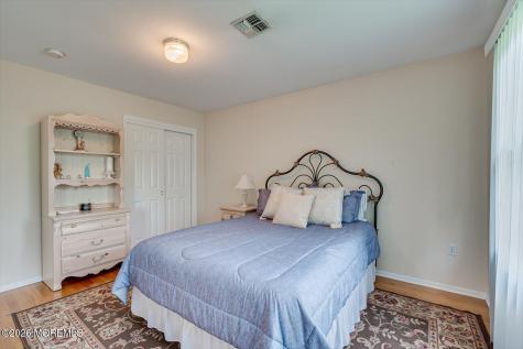 15 Alexander Court South River NJ 08882