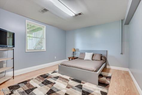 15 Alexander Court South River NJ 08882