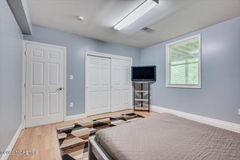 15 Alexander Court South River NJ 08882