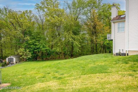 15 Alexander Court South River NJ 08882