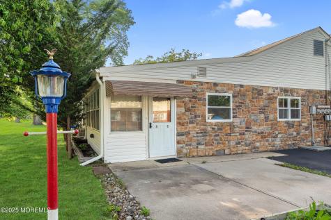 5 Chestnut Street Toms River NJ 08757