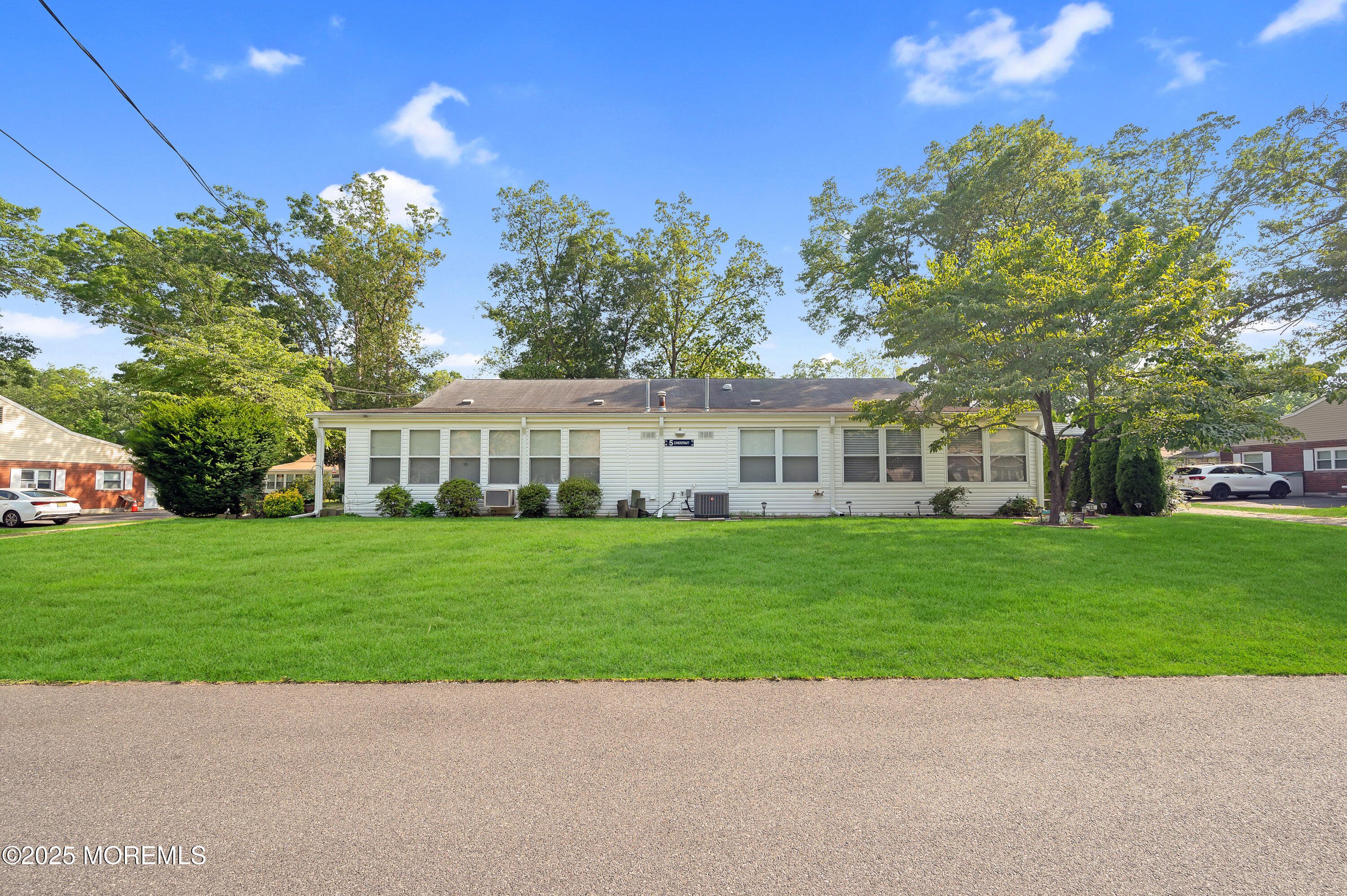 5 Chestnut Street Toms River NJ 08757