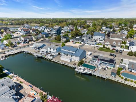 33 Clarkson Drive Toms River NJ 08753