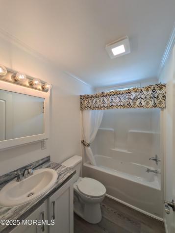 1422 Nature Way Toms River NJ 08755