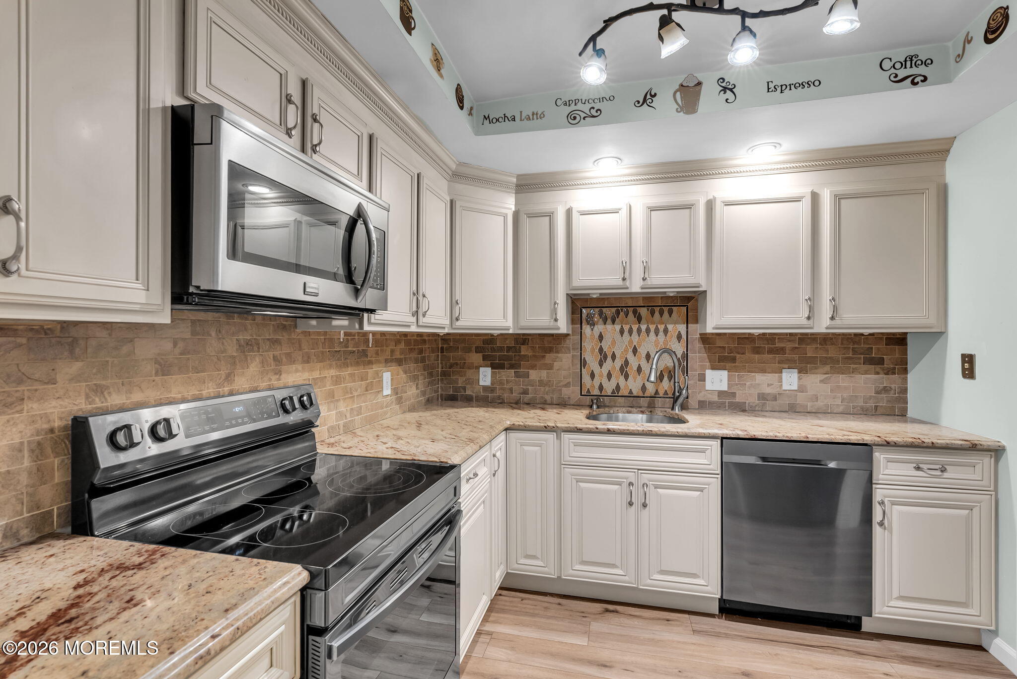 288 Sudbury Lane Jamesburg NJ 08831