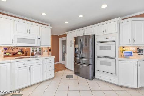 54 Bluefield Road Lincroft NJ 07738
