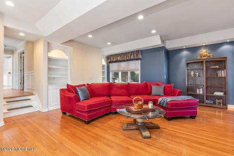54 Bluefield Road Lincroft NJ 07738