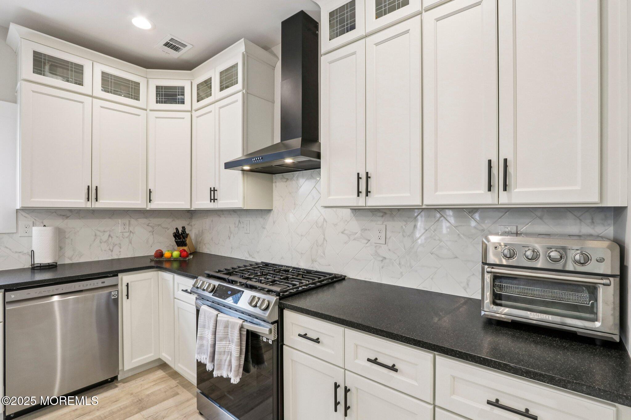 431 Virginia Avenue Bayville NJ 08721