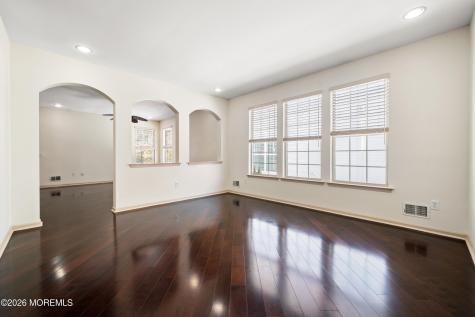27 Mission Way Barnegat NJ 08005