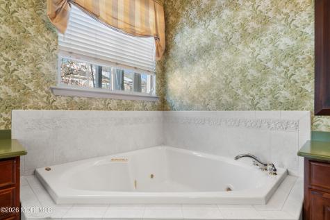 27 Mission Way Barnegat NJ 08005