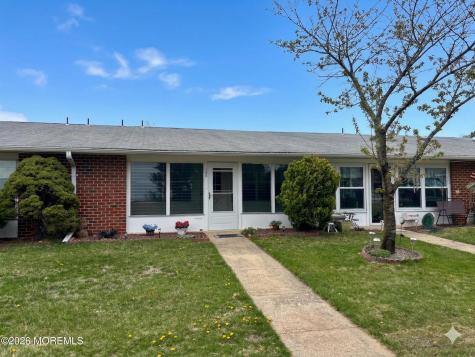 1143B Argyll Circle Lakewood NJ 08701