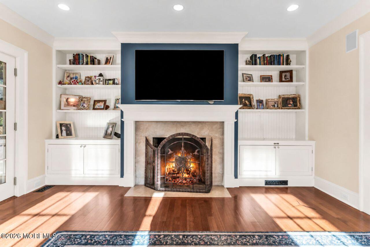 148 Monmouth Road Oakhurst NJ 07755