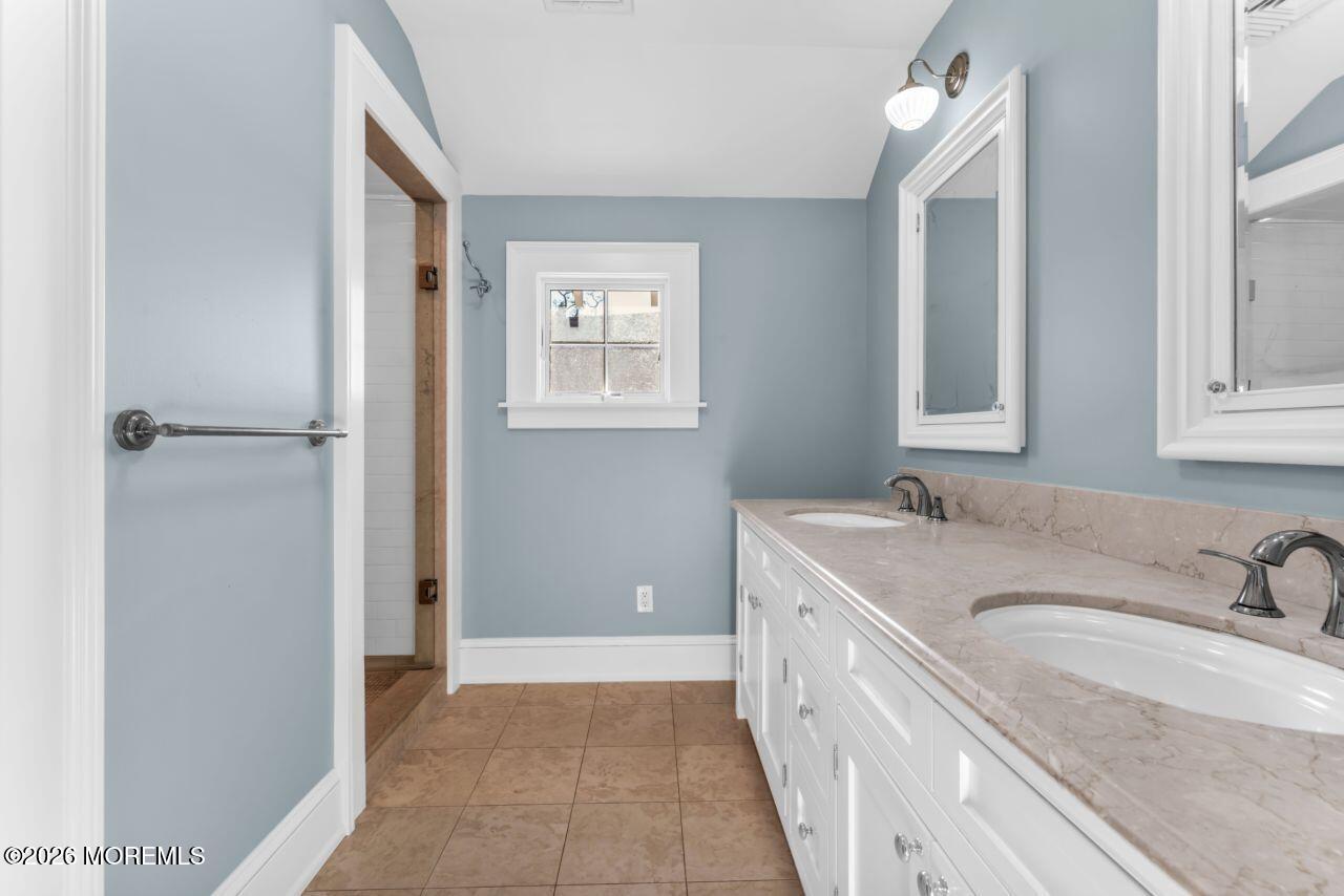 148 Monmouth Road Oakhurst NJ 07755