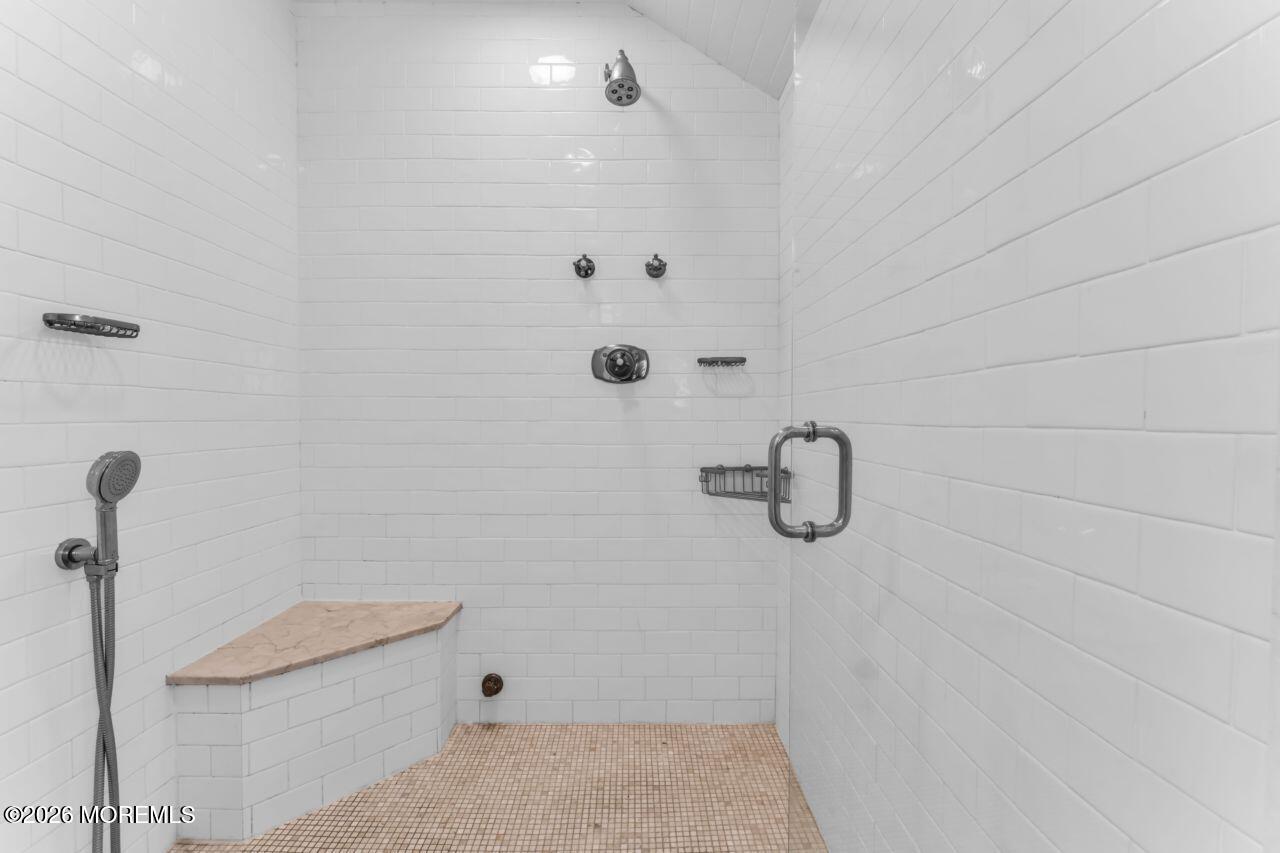 148 Monmouth Road Oakhurst NJ 07755