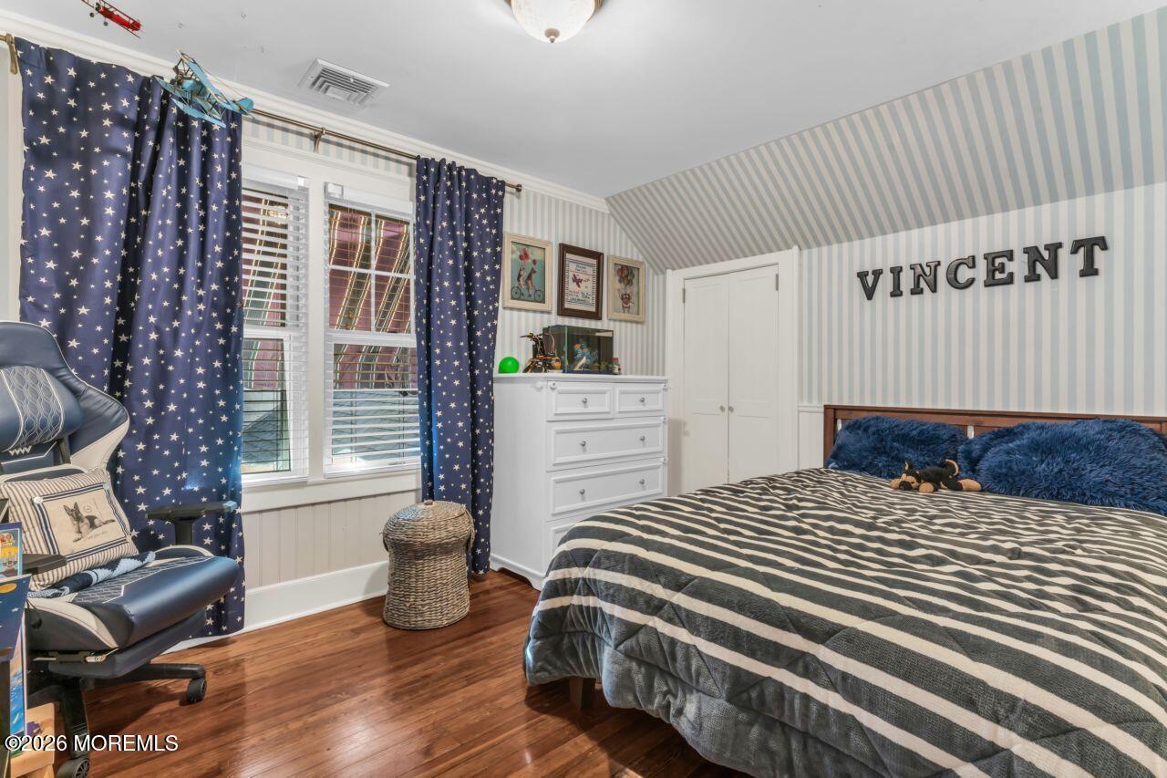 148 Monmouth Road Oakhurst NJ 07755