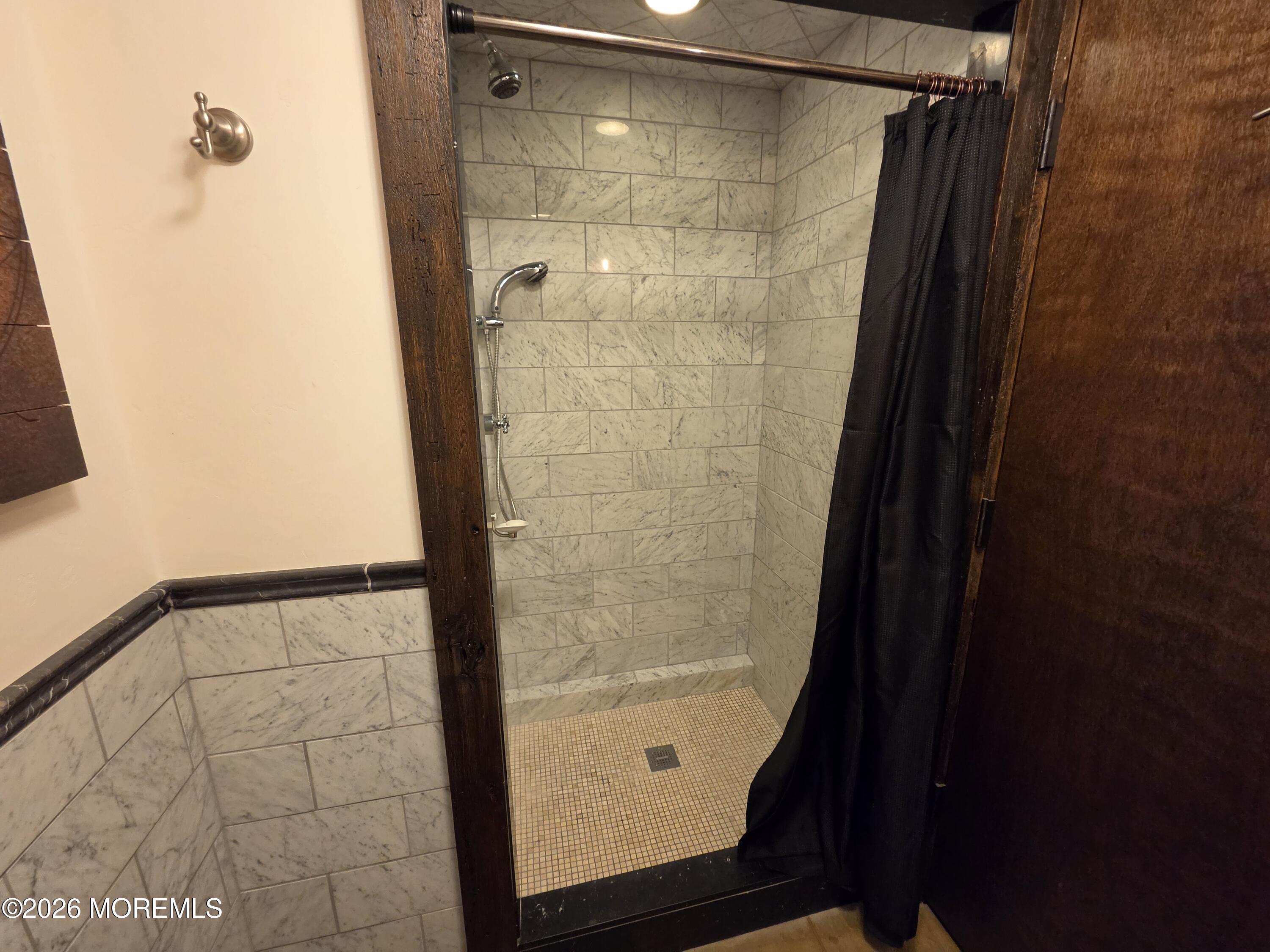 148 Monmouth Road Oakhurst NJ 07755