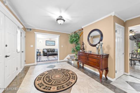 21 Tanglewood Place Monroe NJ 08831