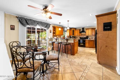 21 Tanglewood Place Monroe NJ 08831
