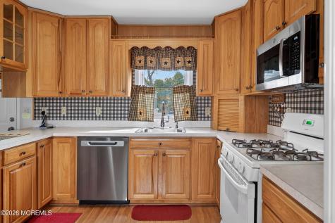 20 Fairfield Road East Brunswick NJ 08816