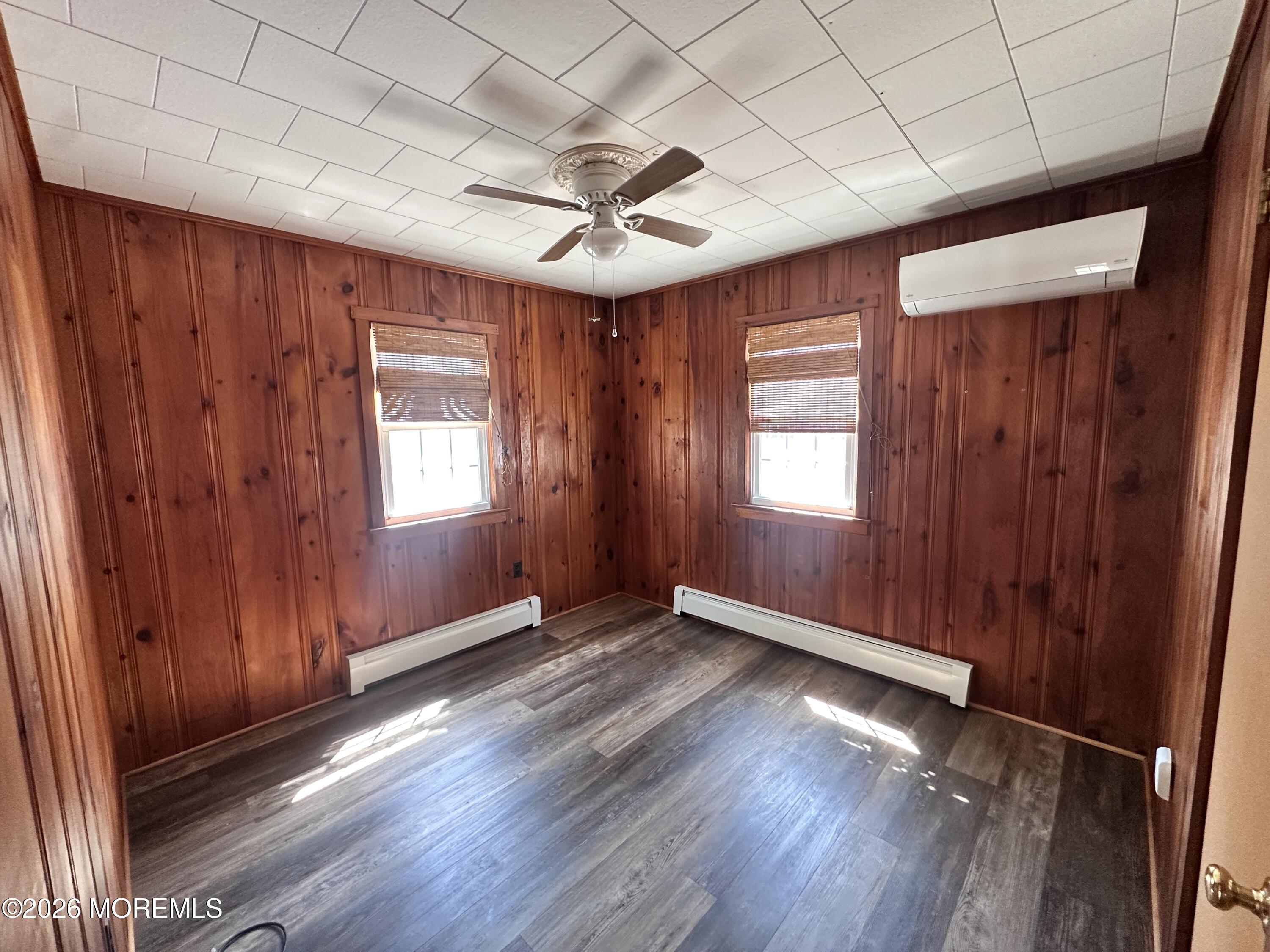 118 E Maryland Avenue Long Beach Twp NJ 08008