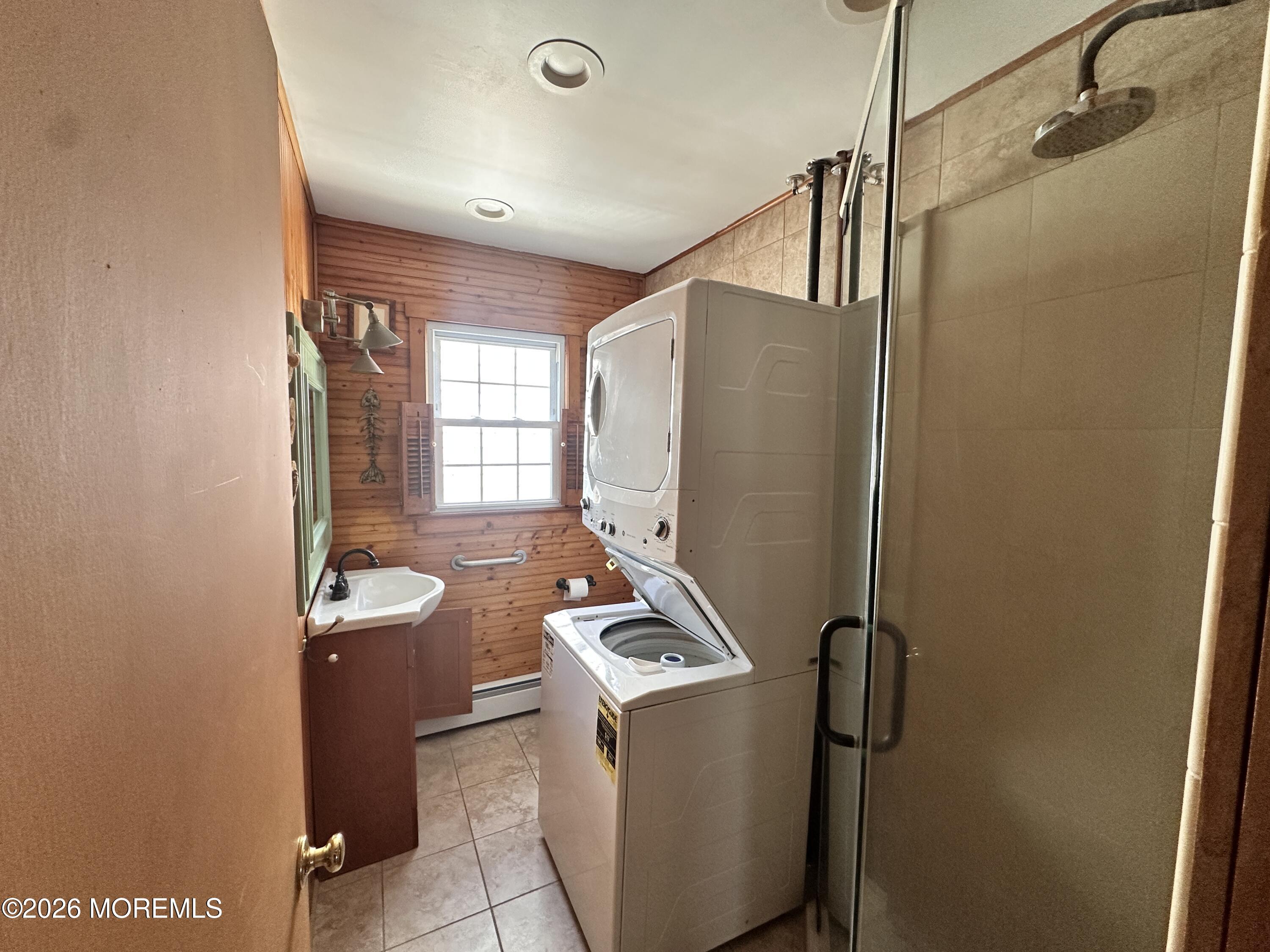 118 E Maryland Avenue Long Beach Twp NJ 08008