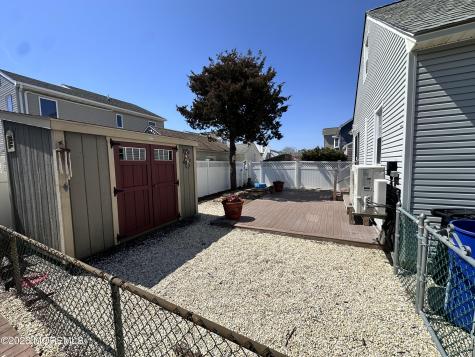 118 E Maryland Avenue Long Beach Twp NJ 08008