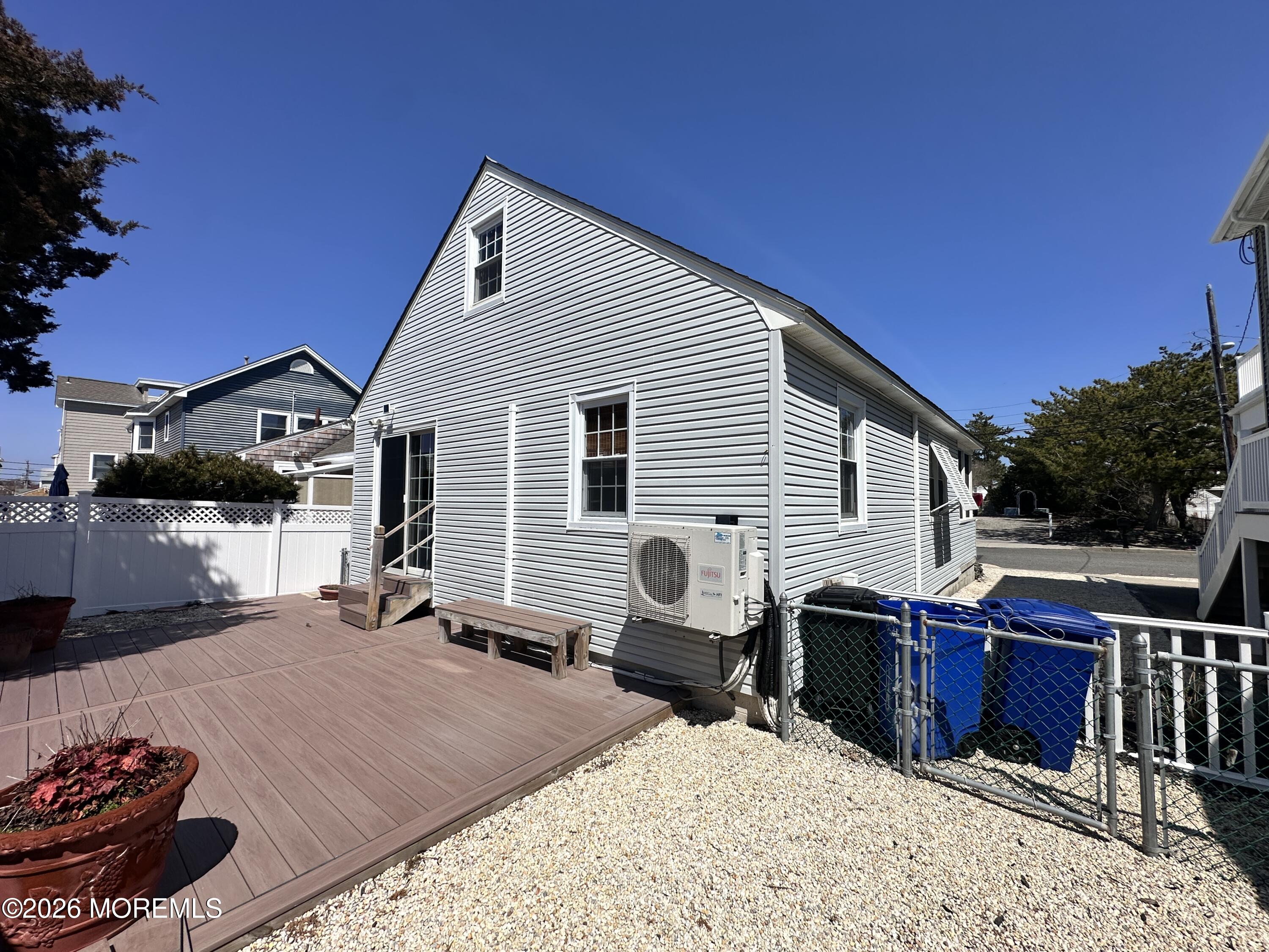 118 E Maryland Avenue Long Beach Twp NJ 08008