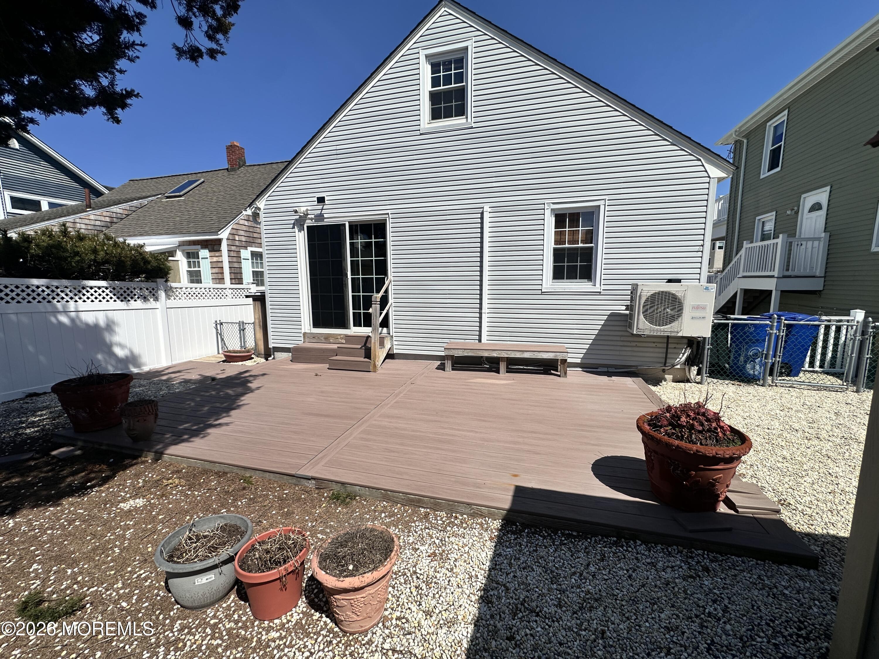 118 E Maryland Avenue Long Beach Twp NJ 08008