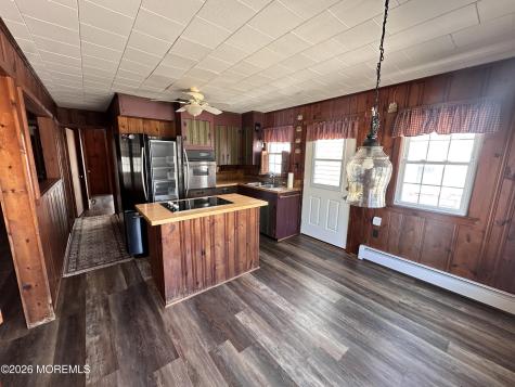 118 E Maryland Avenue Long Beach Twp NJ 08008