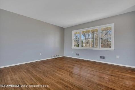815 Royal Lane Toms River NJ 08753