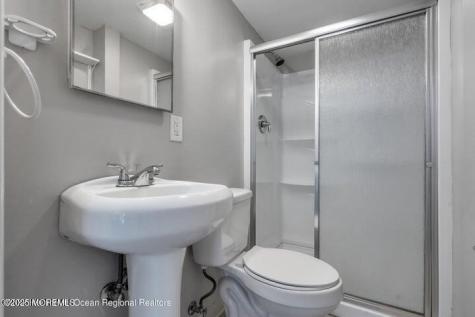 815 Royal Lane Toms River NJ 08753