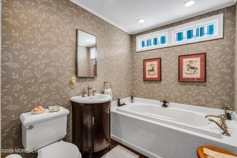 112 Neptune Court Mantoloking NJ 08738