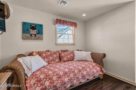 112 Neptune Court Mantoloking NJ 08738