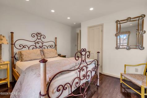 112 Neptune Court Mantoloking NJ 08738